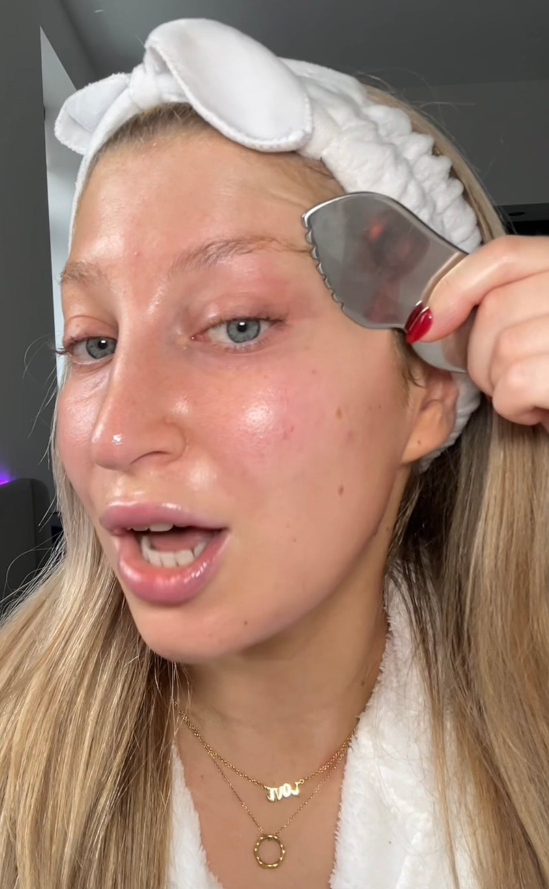 The Sculptor: For a Chiselled Jawline and Radiance